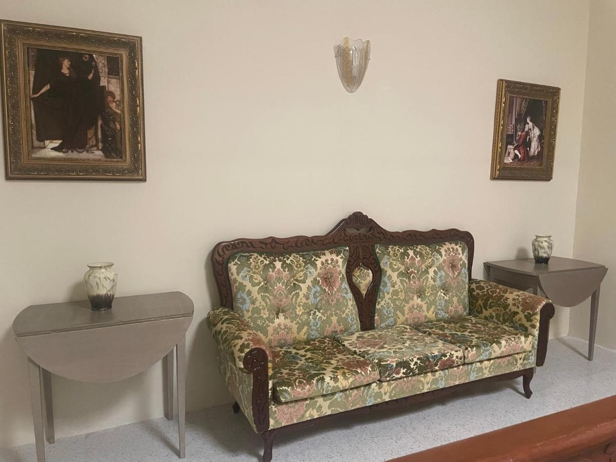 شقة Magical Casalgo House فيكتوريا المظهر الخارجي الصورة